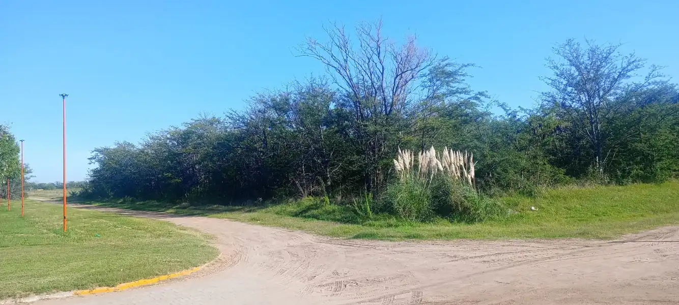 Foto de Lote de 100 x 100 mts. en Villa Rossi