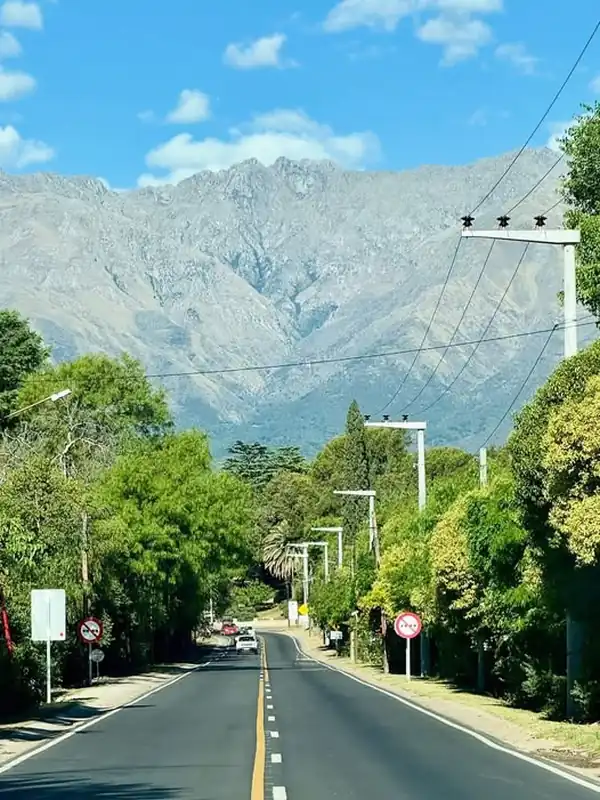 Portada de INMUEBLE EN TRASLASIERRA