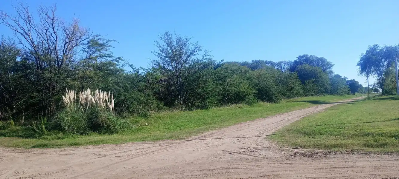 Foto de Lote de 100 x 100 mts. en Villa Rossi