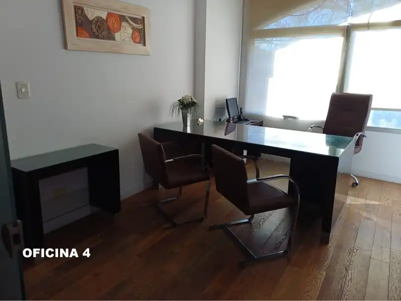 Foto de SUBASTA EN BLOQUE: INMUEBLE PH - MOBILIARIO